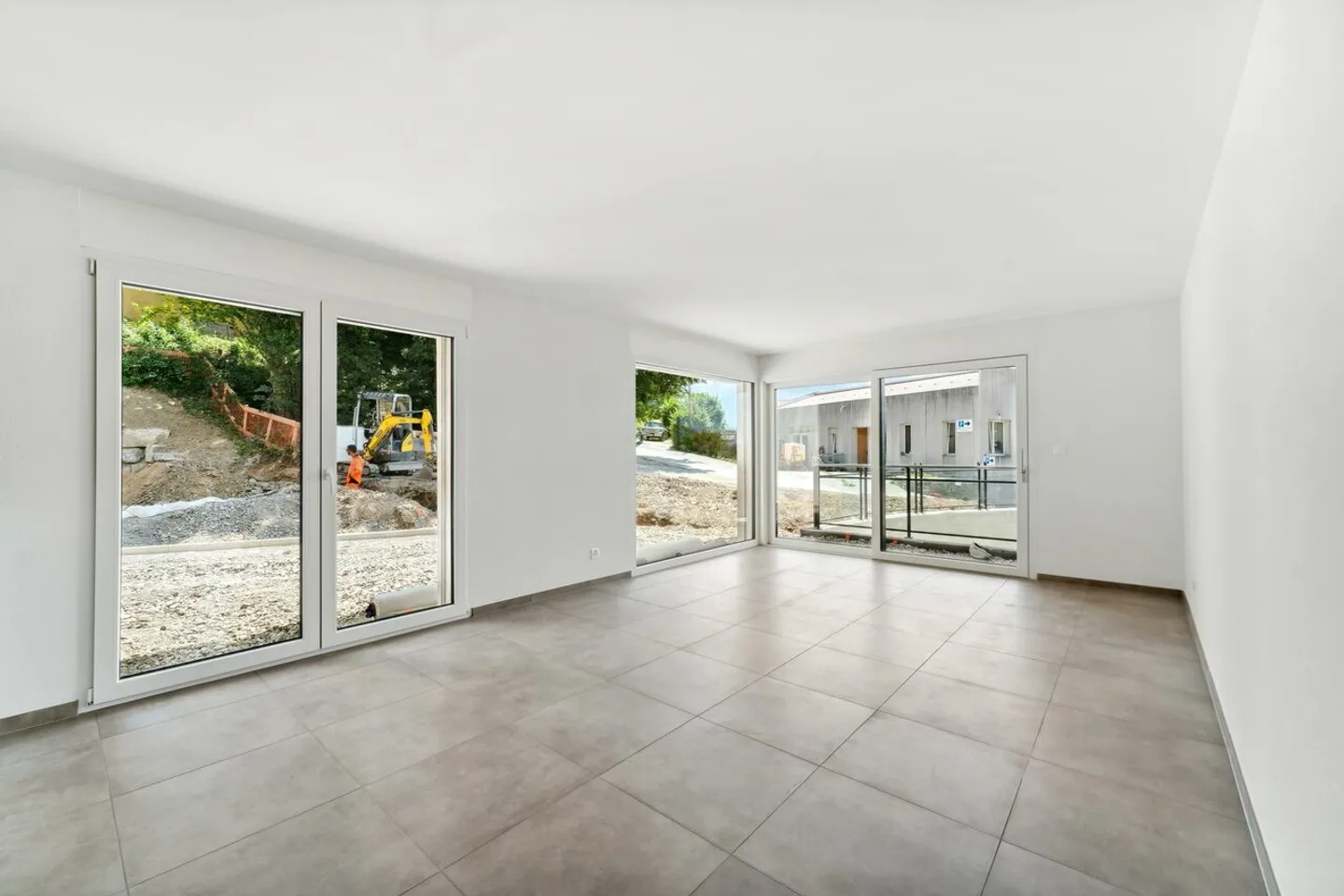 Neues und modernes Apartment mit Terrasse und großem Garten - Foto 3 von 10