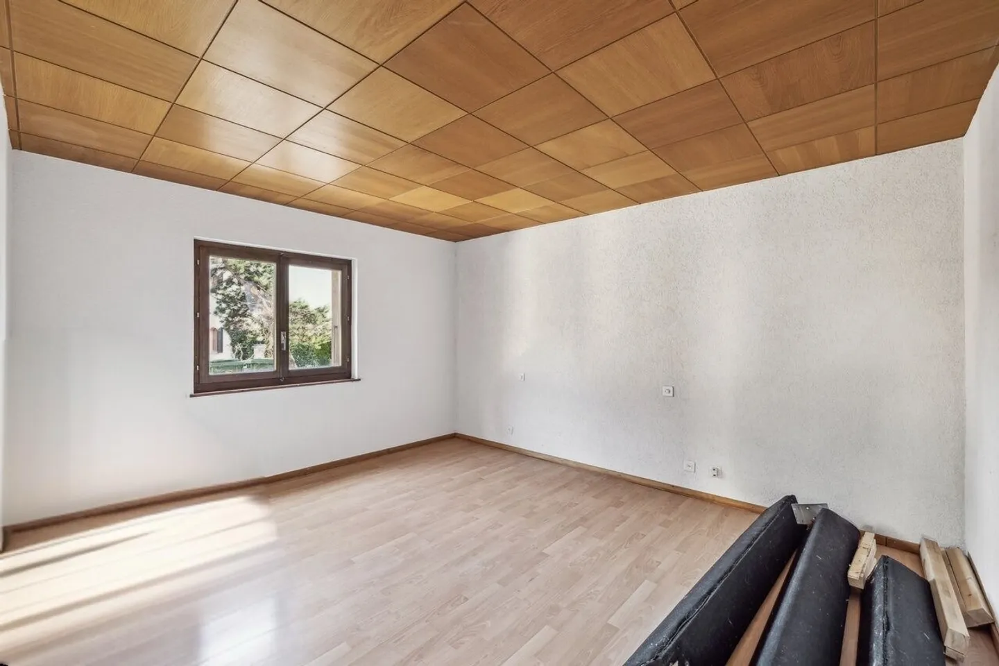 Einfamilienhaus mit 6,5 Zimmern und separater Wohnung mit Garten - Foto 7 von 10