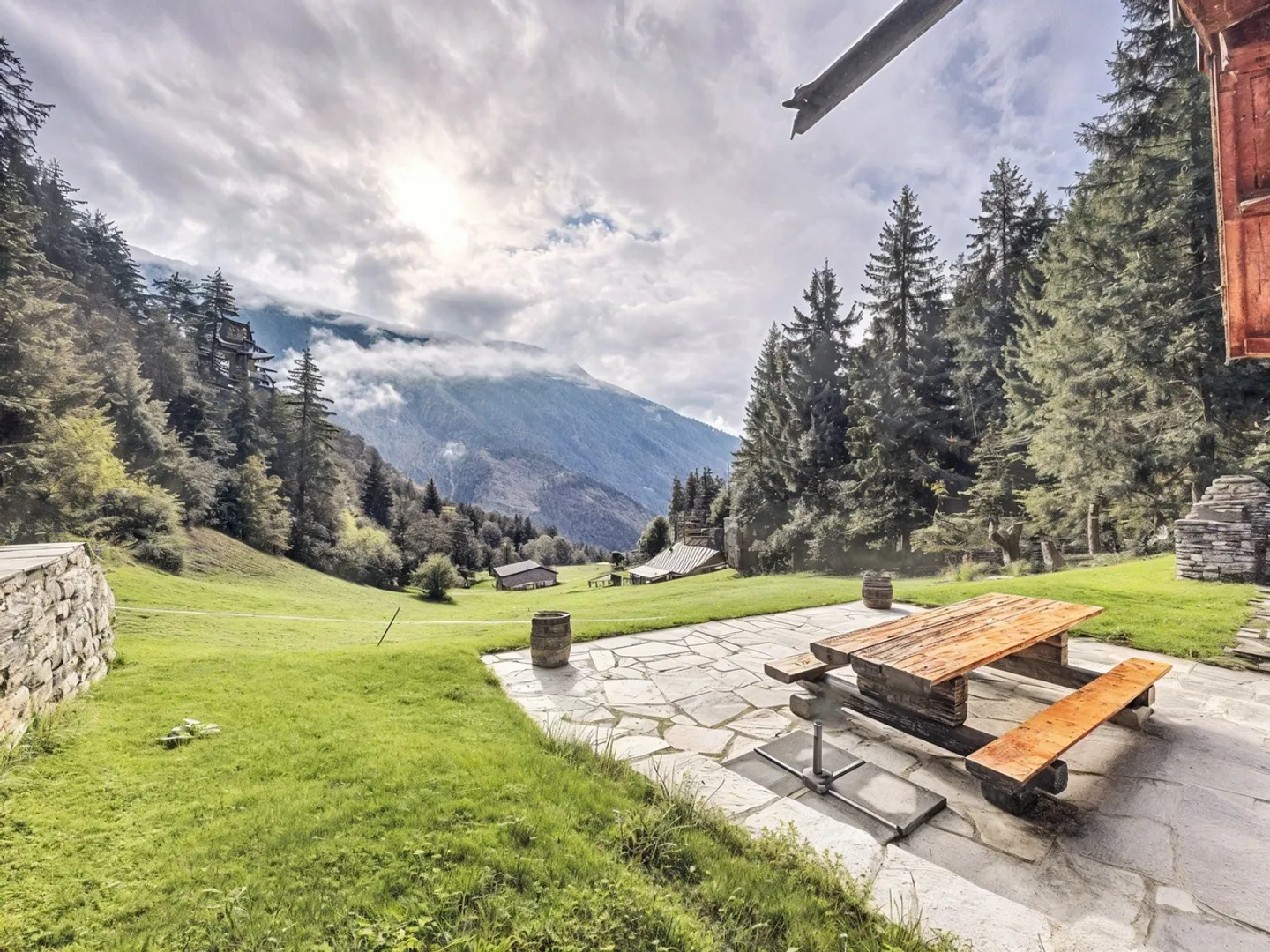 Chalet completamente ristrutturato in un ambiente idilliaco - Foto 4 di 13
