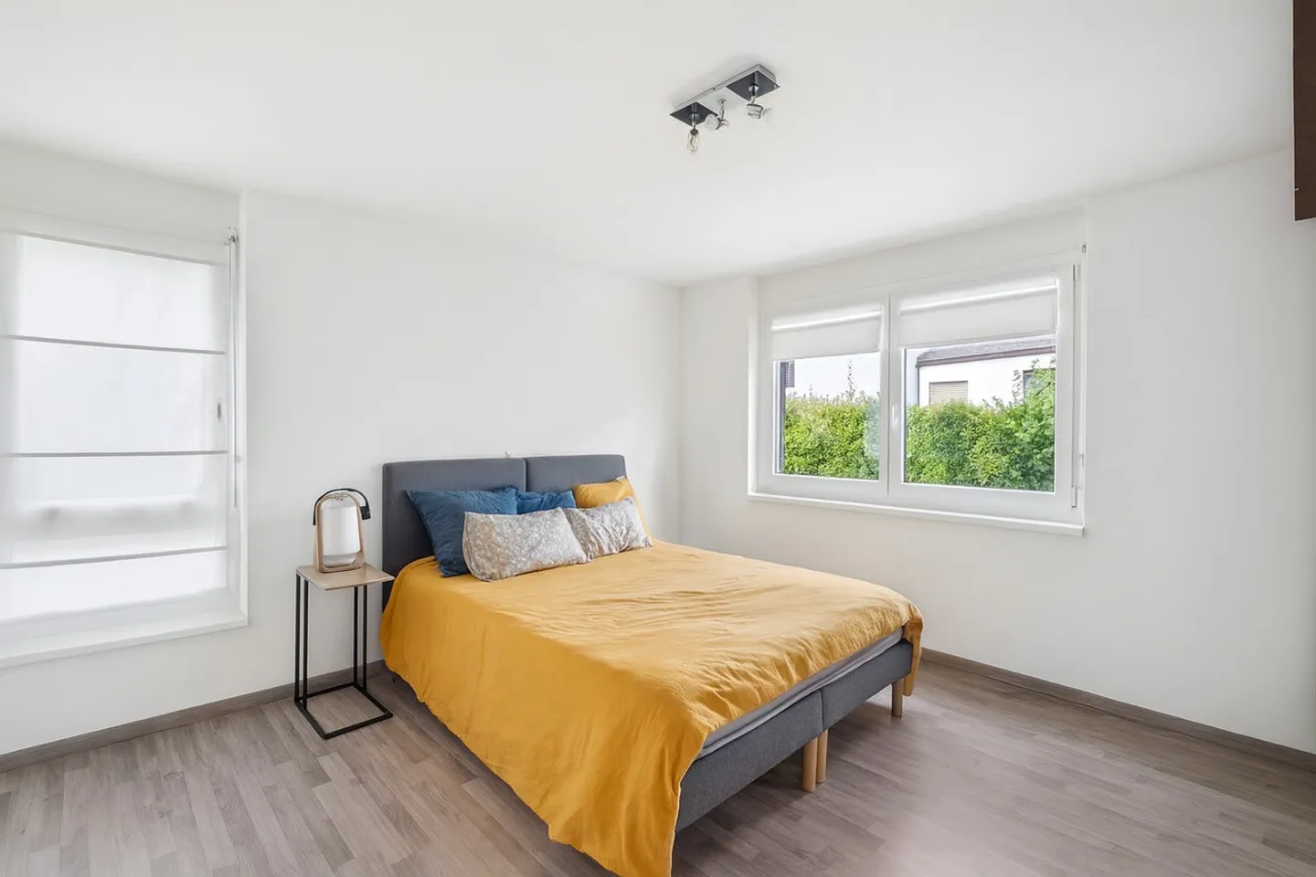 A bright living space with south-facing terrace - Photo 4 of 4