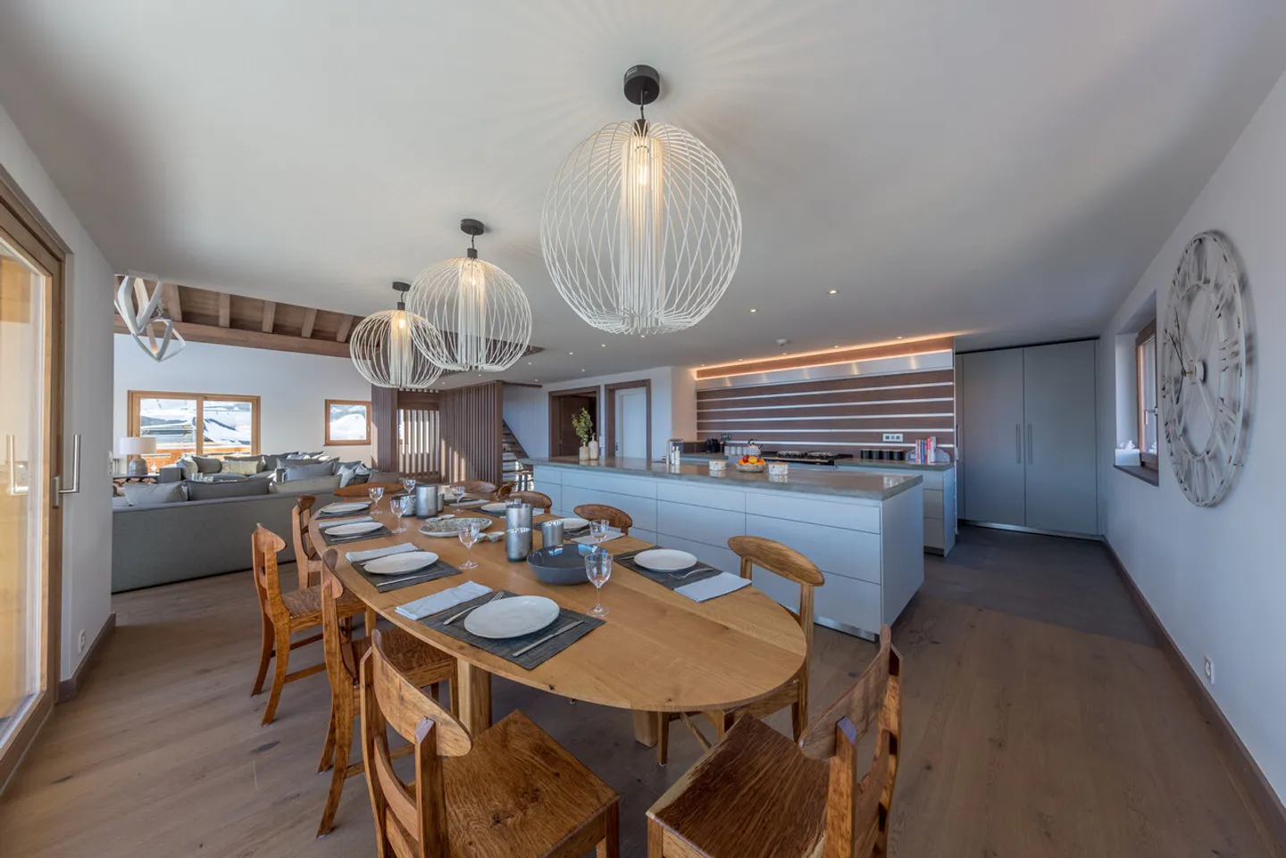 Luxury Chalet - An Exceptional Property at the Gates of the 4 Valleys - Photo 5 of 8