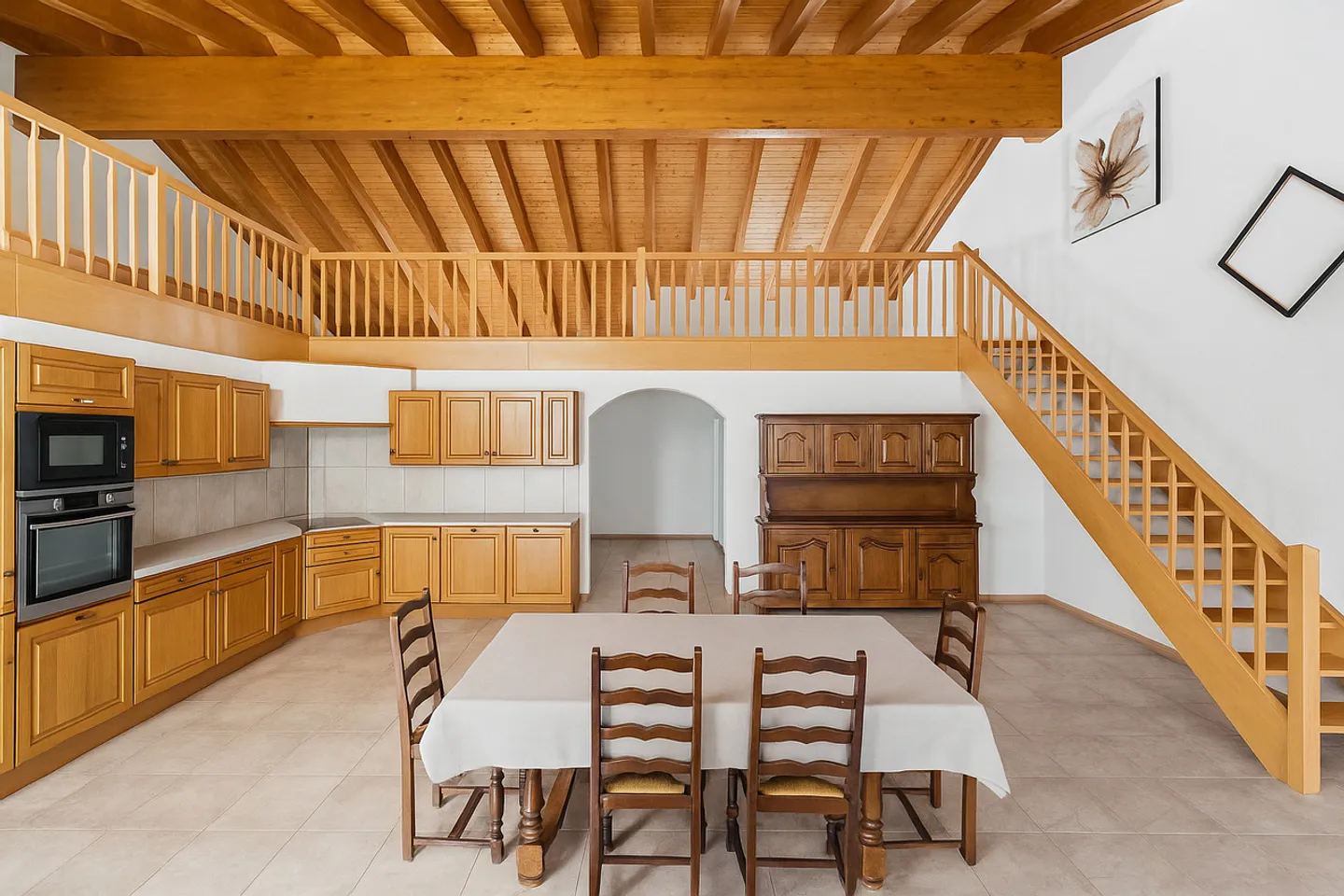 Grand appartement de 190 m2 à vendre ! - Photo 3 sur 6