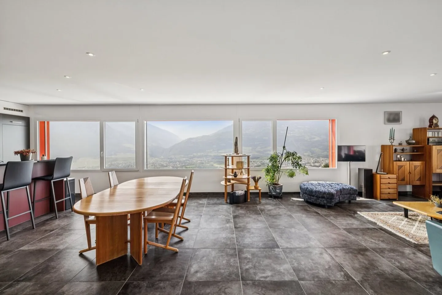 Appartamento di lusso con vista sulla pianura - Foto 2 di 8