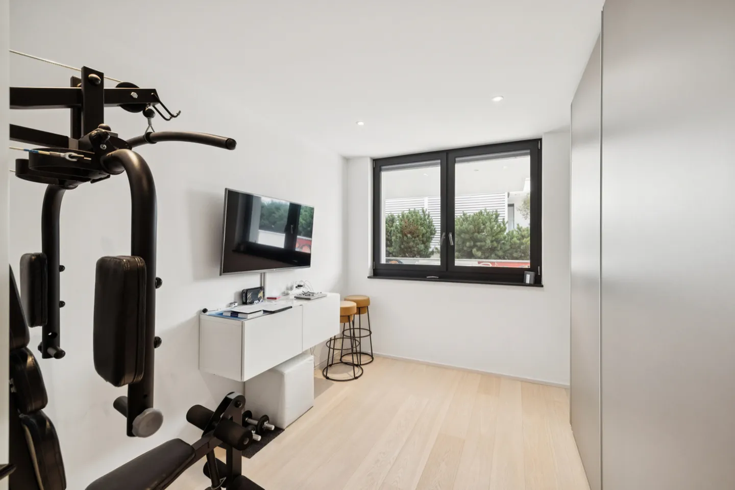 Prestige and breathtaking view, a rare property on the market - Photo 10 of 13