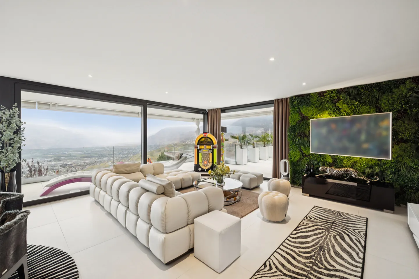 Prestige and breathtaking view, a rare property on the market - Photo 6 of 13