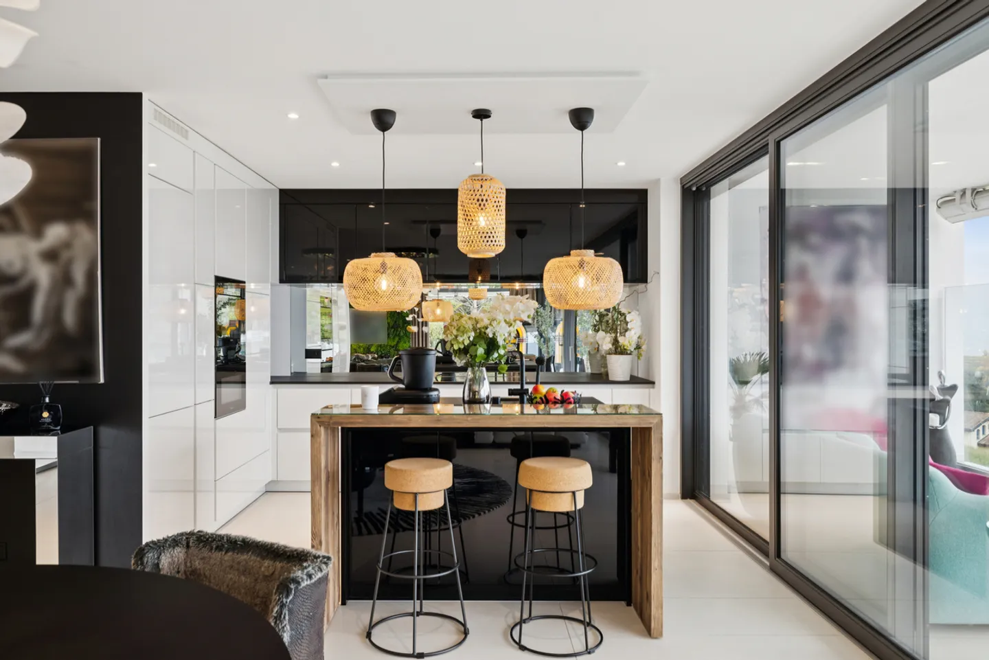 Prestige and breathtaking view, a rare property on the market - Photo 4 of 13