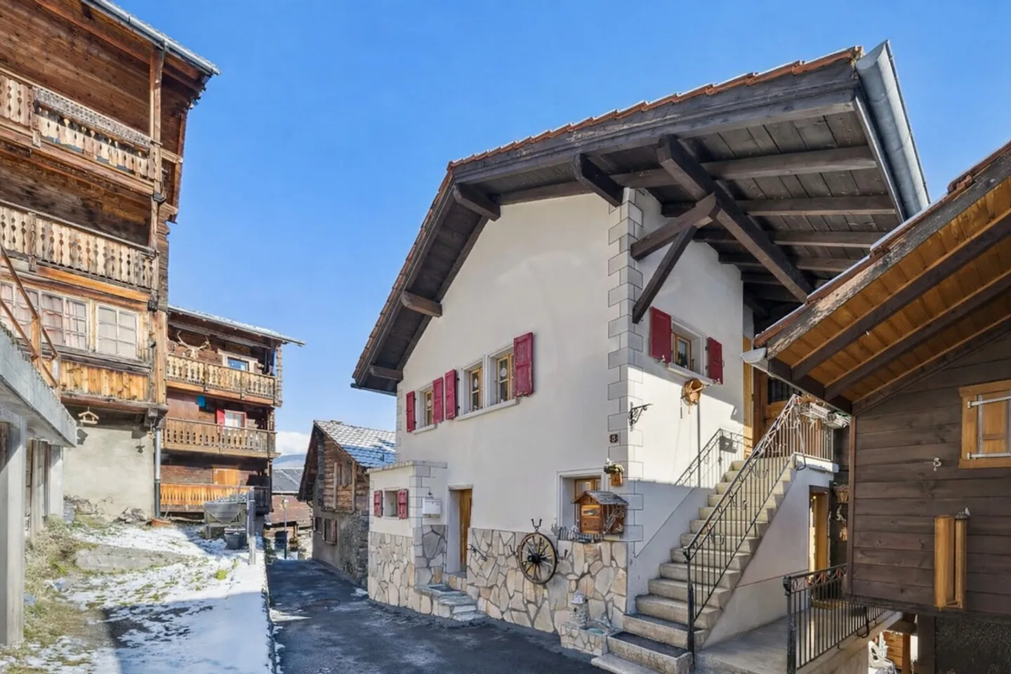 Votre cocon à la montagne, en résidence principale ou secondaire - Photo 1 sur 8