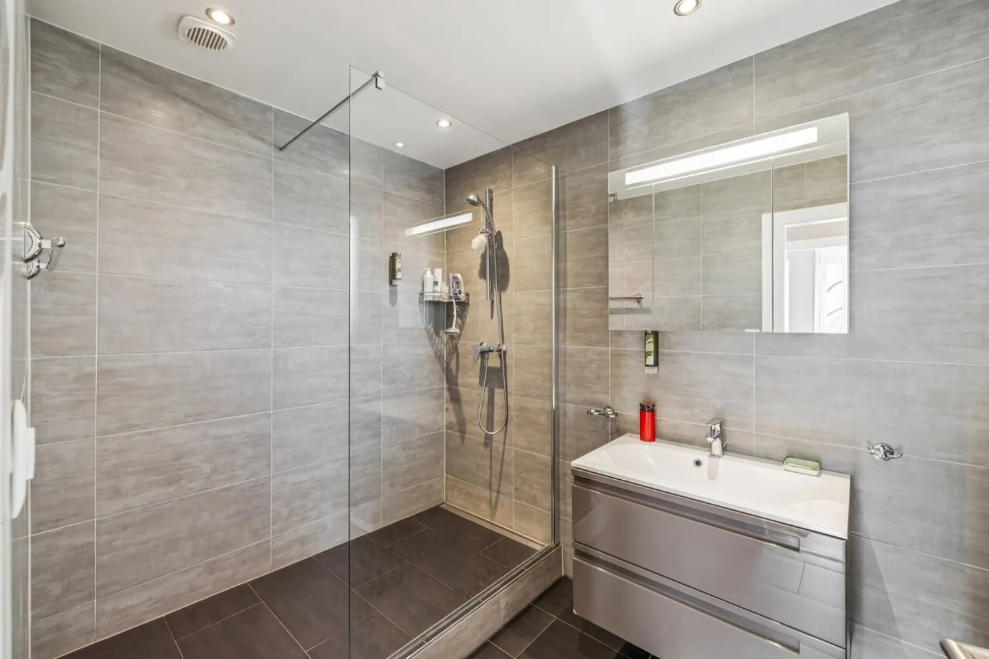 Superbe villa avec vue sur châteaux - Photo 7 sur 9