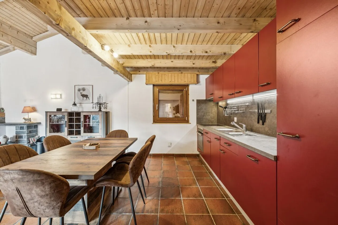 Chalet à deux pas des remontées mécaniques. - Photo 3 sur 6