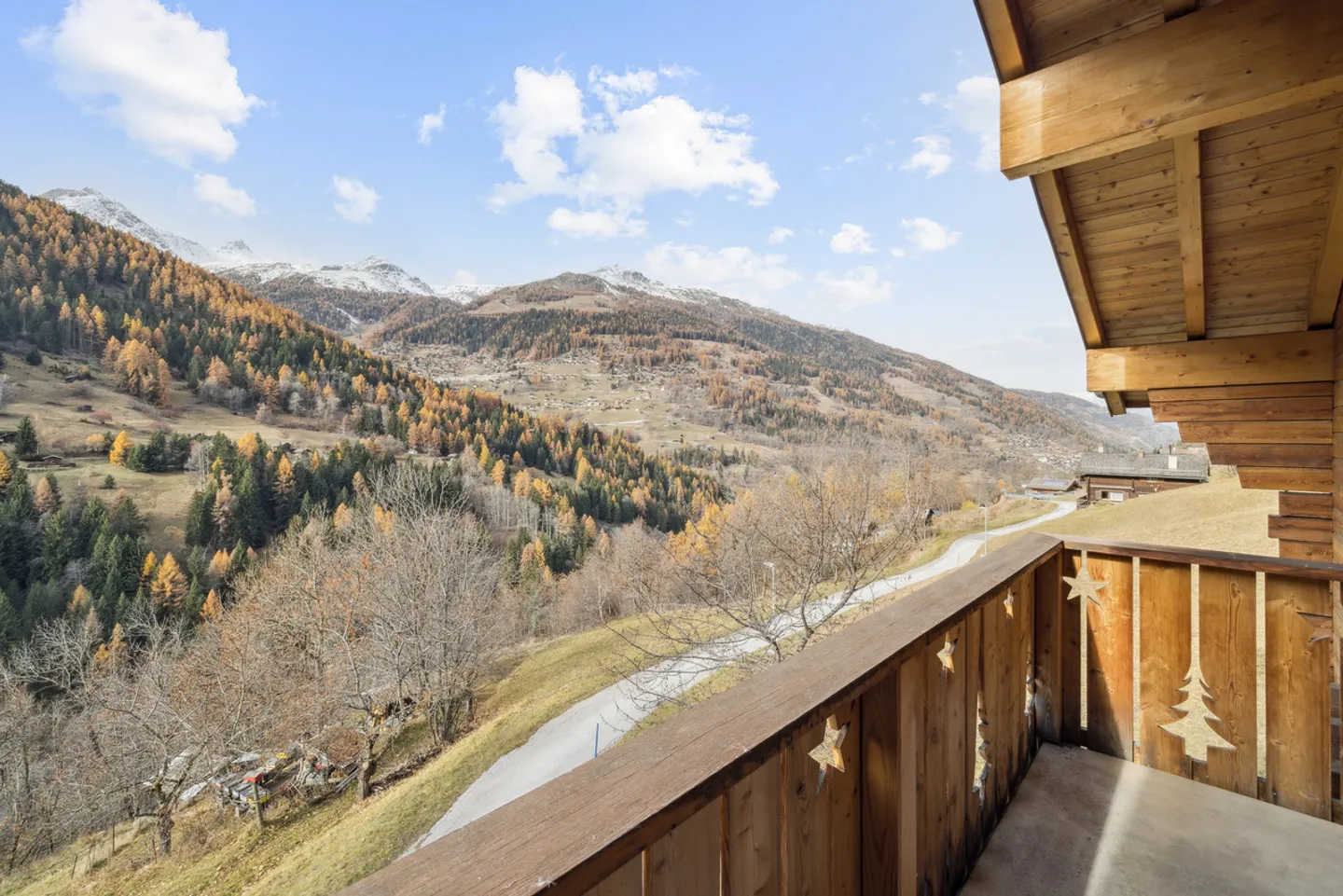 Rare property: chalet with no direct neighbors in the Val d'Anniviers - Photo 10 of 13