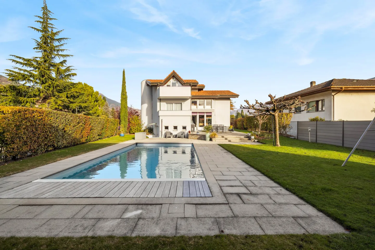Villa individuelle avec piscine et studio indépendant - Photo 1 sur 13