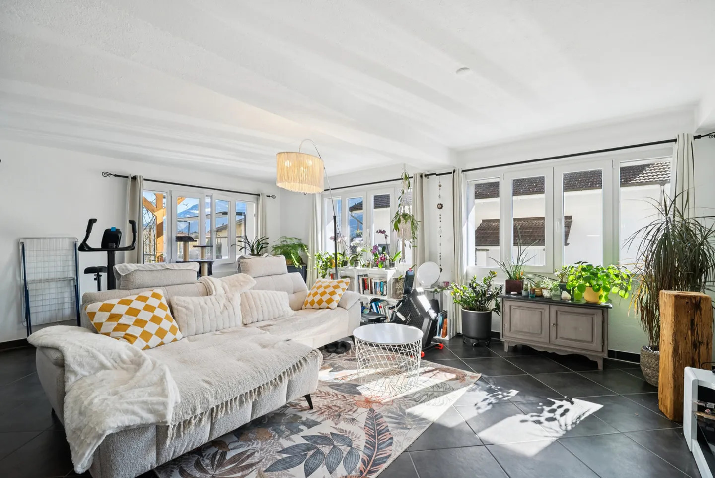 Two-unit building to renovate - Photo 13 of 13