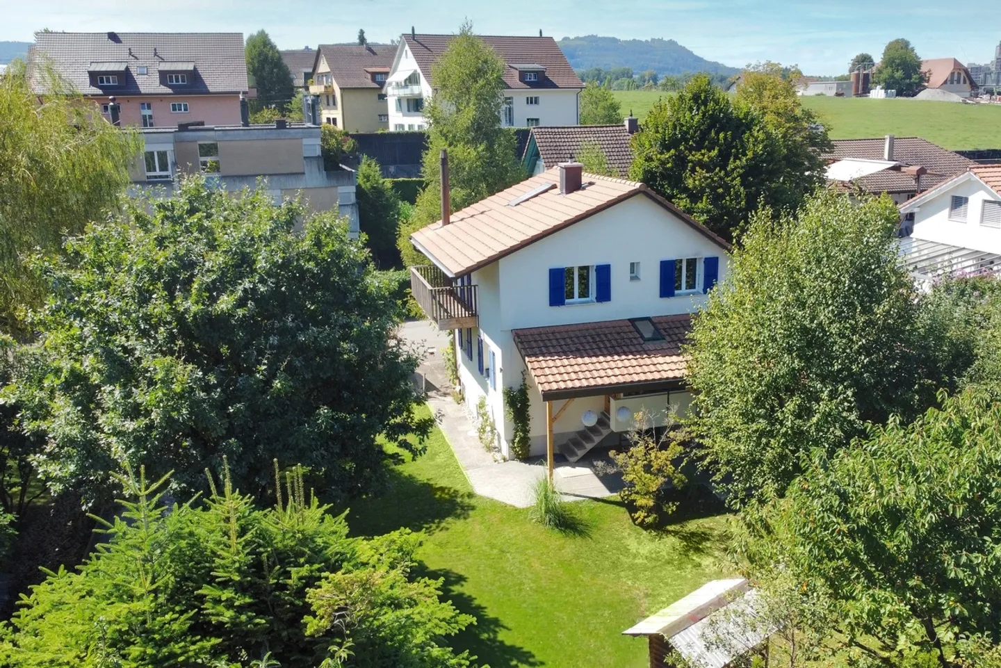 Paradis familial dans le quartier populaire de Melchenbühl - Photo 1 sur 13