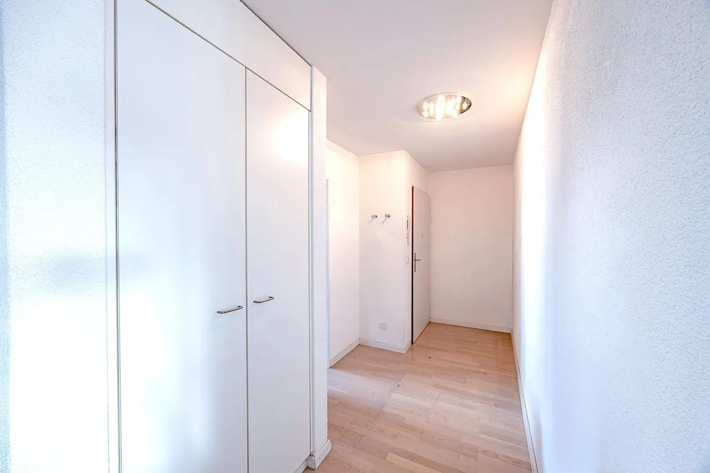 NATUR UND STADTNAH - EIN HELLES WOHLFÜHL-ZUHAUSE - Foto 4 von 11