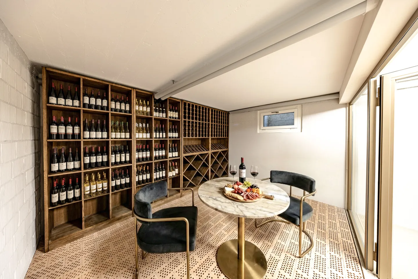 Luxusvilla mit Pool und Eleganz - Foto 12 von 13