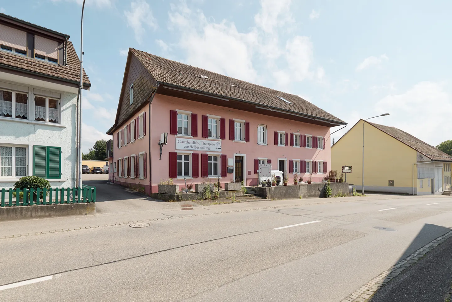 IMMOBILE A REDDITO IN UNA POSIZIONE CENTRALE A WOLFWIL - Foto 2 di 9