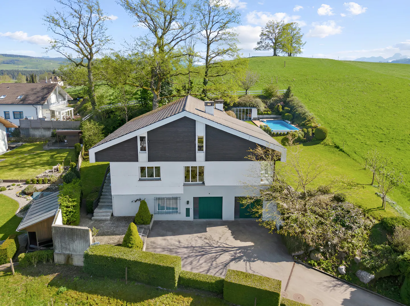 VILLA ESCLUSIVA - PARADISO GIARDINO PRIVATO CON PISCINA - Foto 13 di 13