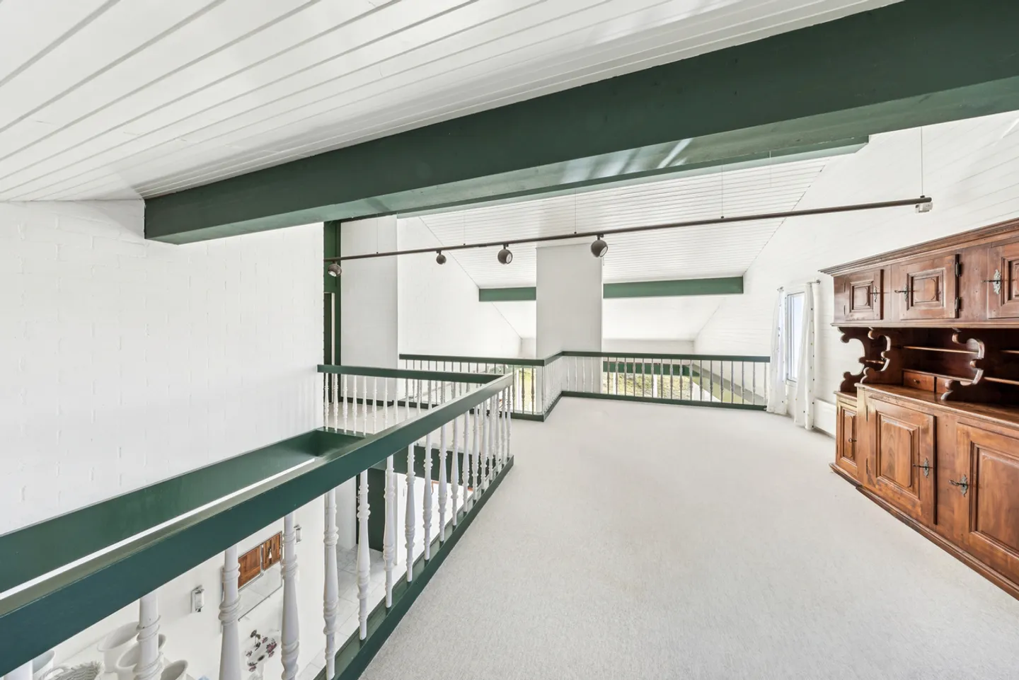 VILLA ESCLUSIVA - PARADISO GIARDINO PRIVATO CON PISCINA - Foto 9 di 13