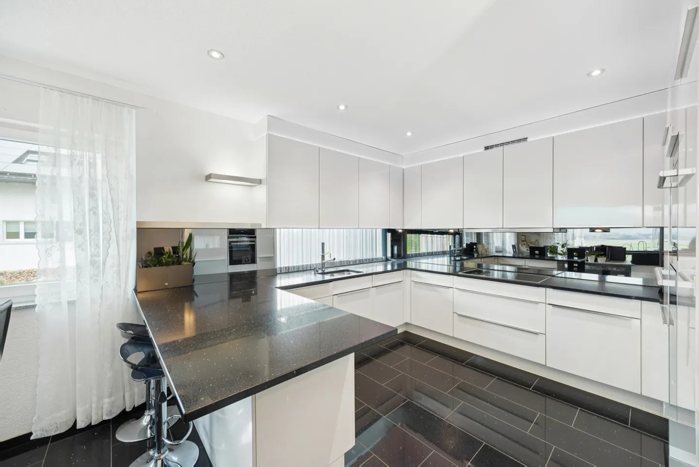 MODERN LIVING EXPERIENCE IN A POPULAR LOCATION - Photo 2 of 12