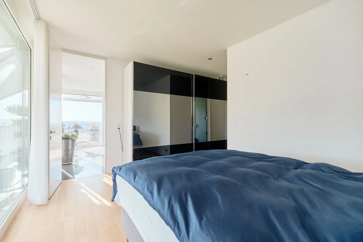 ATTIC JEWEL WITH SPECTACULAR PANORAMIC VIEW - Photo 7 of 13