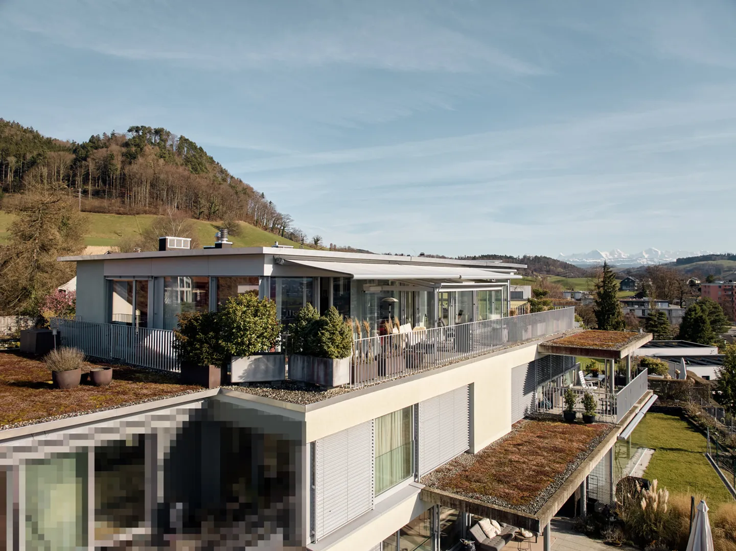 Stilvolle Attikawohnung mit Terrasse - Foto 1 von 13