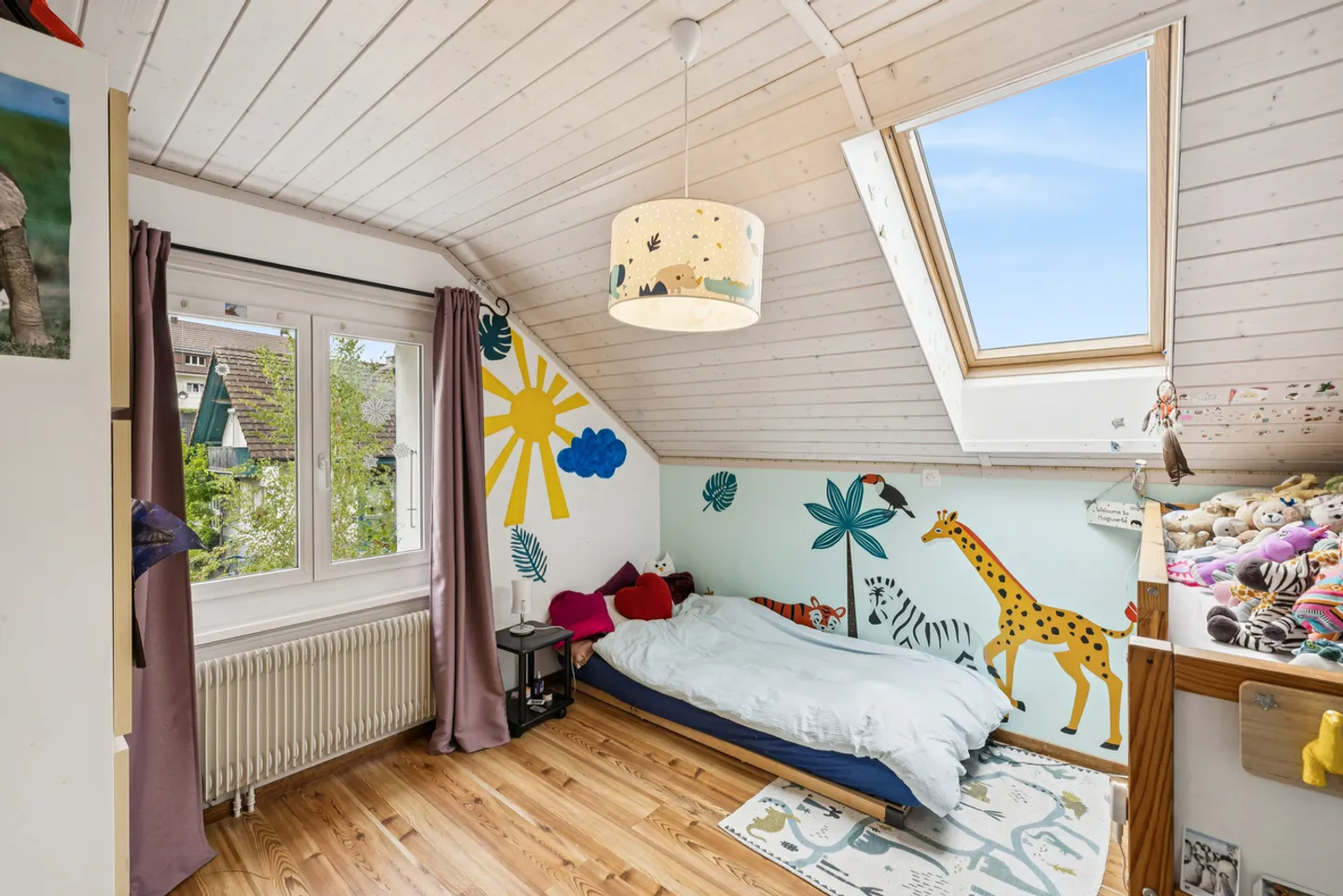 FAMILY PARADISE IN THE POPULAR MELCHENBÜHL QUARTER - Photo 8 of 13