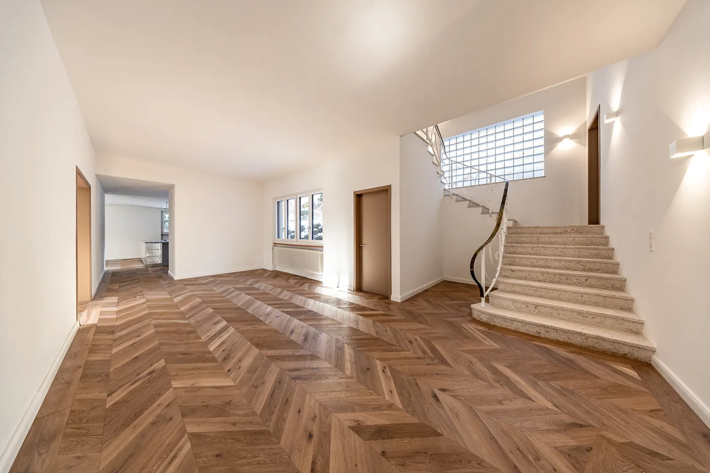 EXCLUSIVE RESIDENTIAL JEWEL WITH STYLE, ELEGANCE AND POOL - Photo 2 of 12