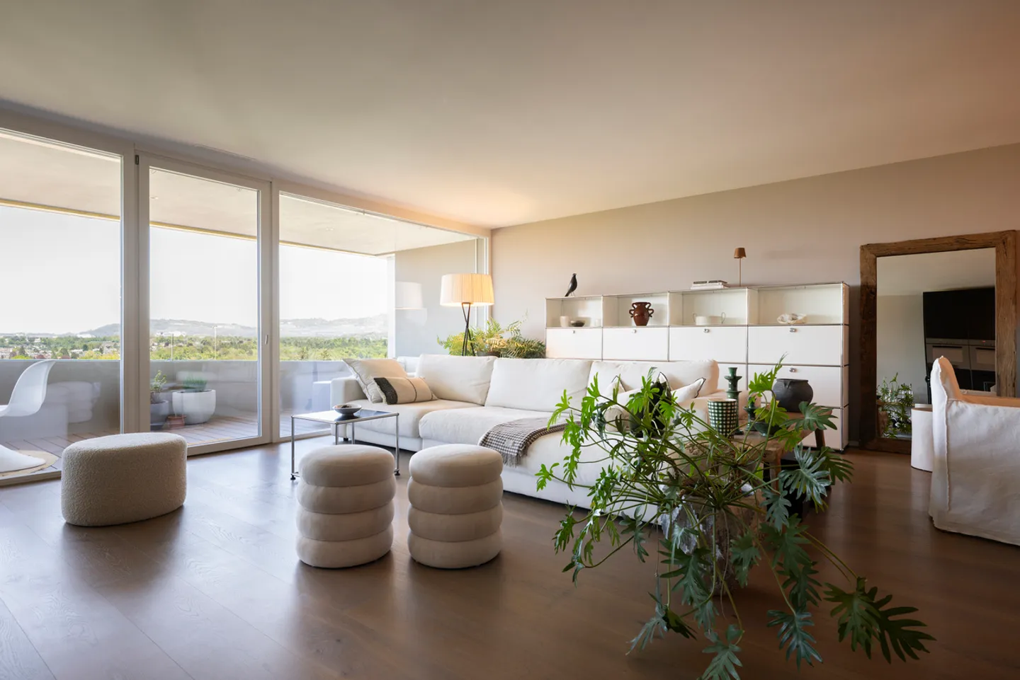 LOFT-DESIGN APARTMENT WITH FLEXIBLE SPACE DESIGN - Photo 2 of 12