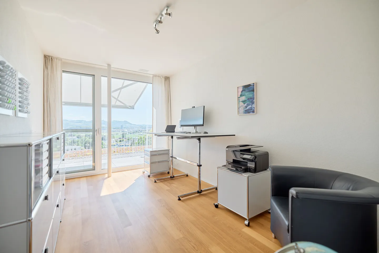 LUXURIÖSE ATTIKAWOHNUNG MIT STUDIO UND WEINKELLER - Photo 10 sur 13