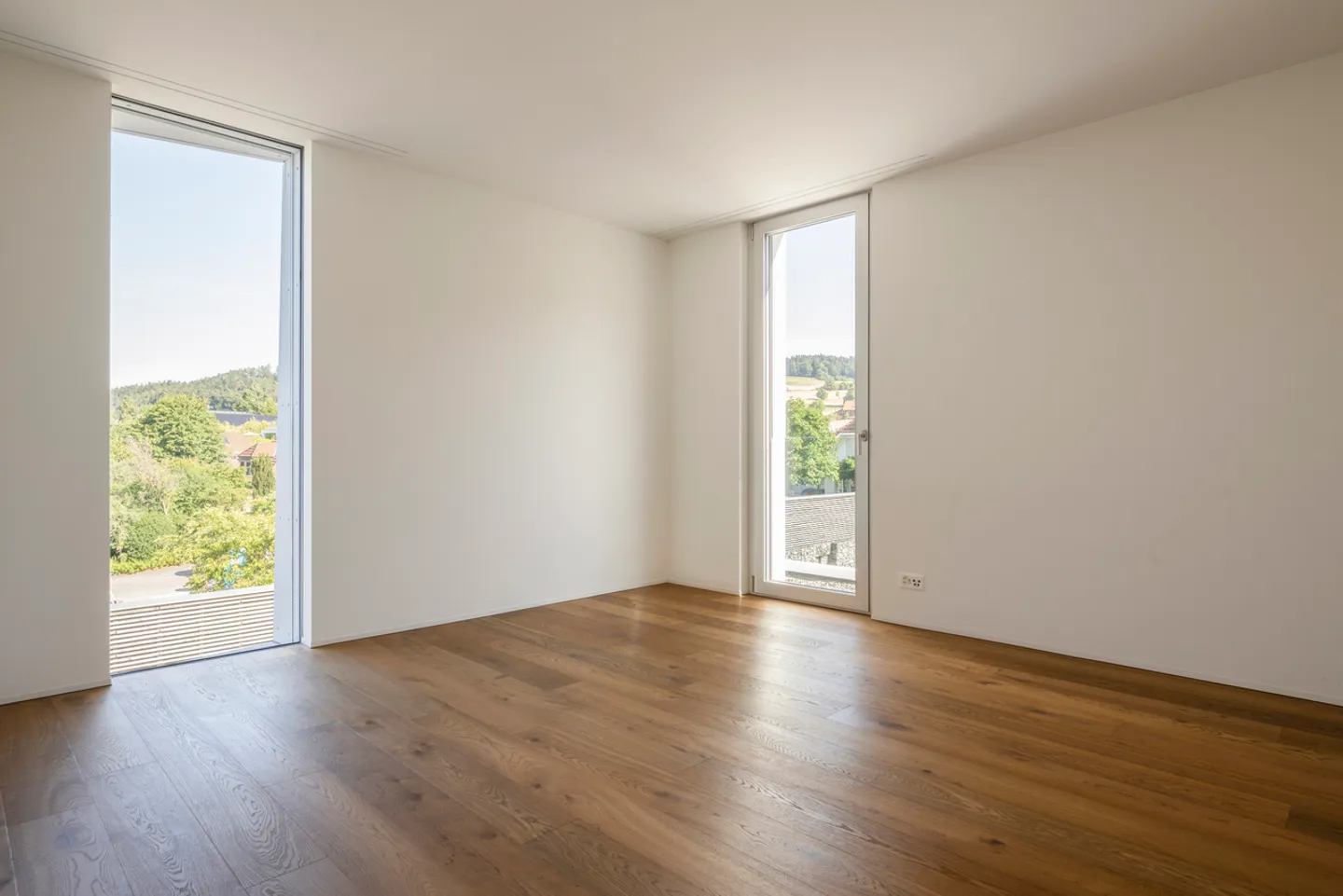 ELEGANT PENTHOUSE WITH UNIQUE VIEW AND DESIGN - Photo 10 of 13