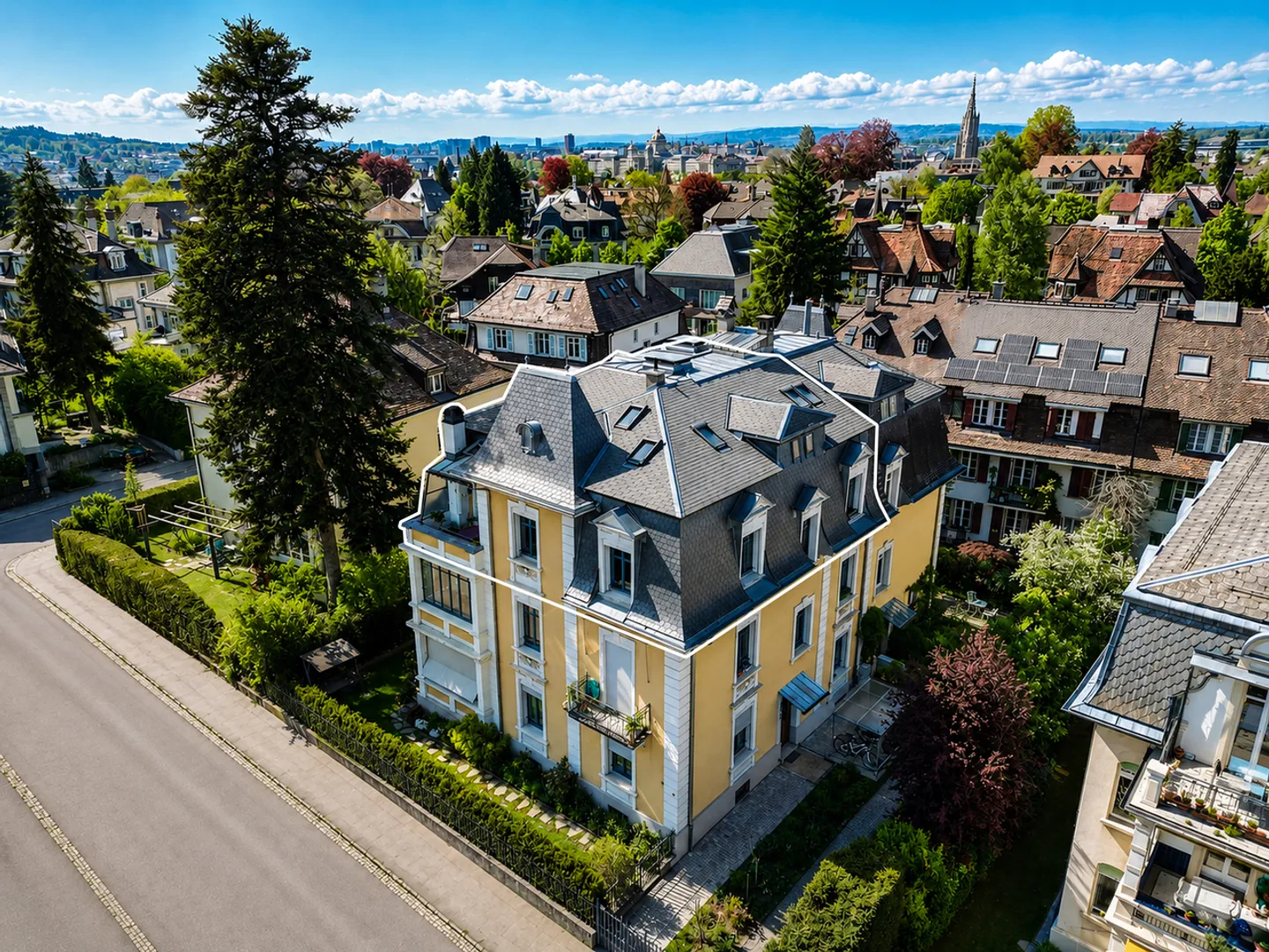 Stylish Maisonette Apartment with Historical Charm - Photo 13 of 13