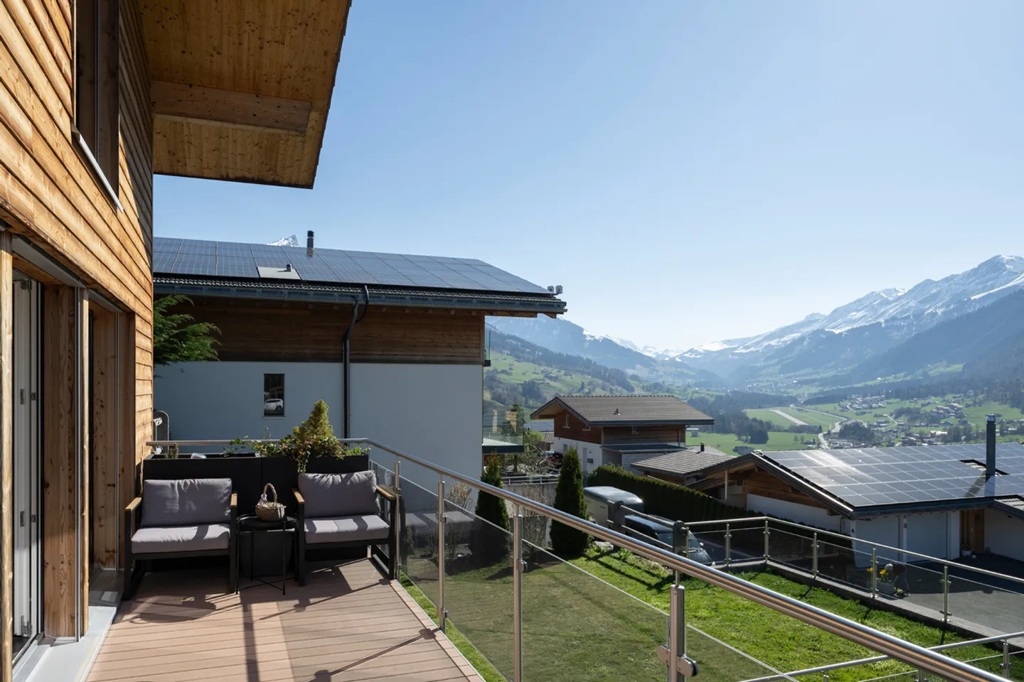 Elegantes Einfamilienhaus mit Panorama - Foto 5 von 12