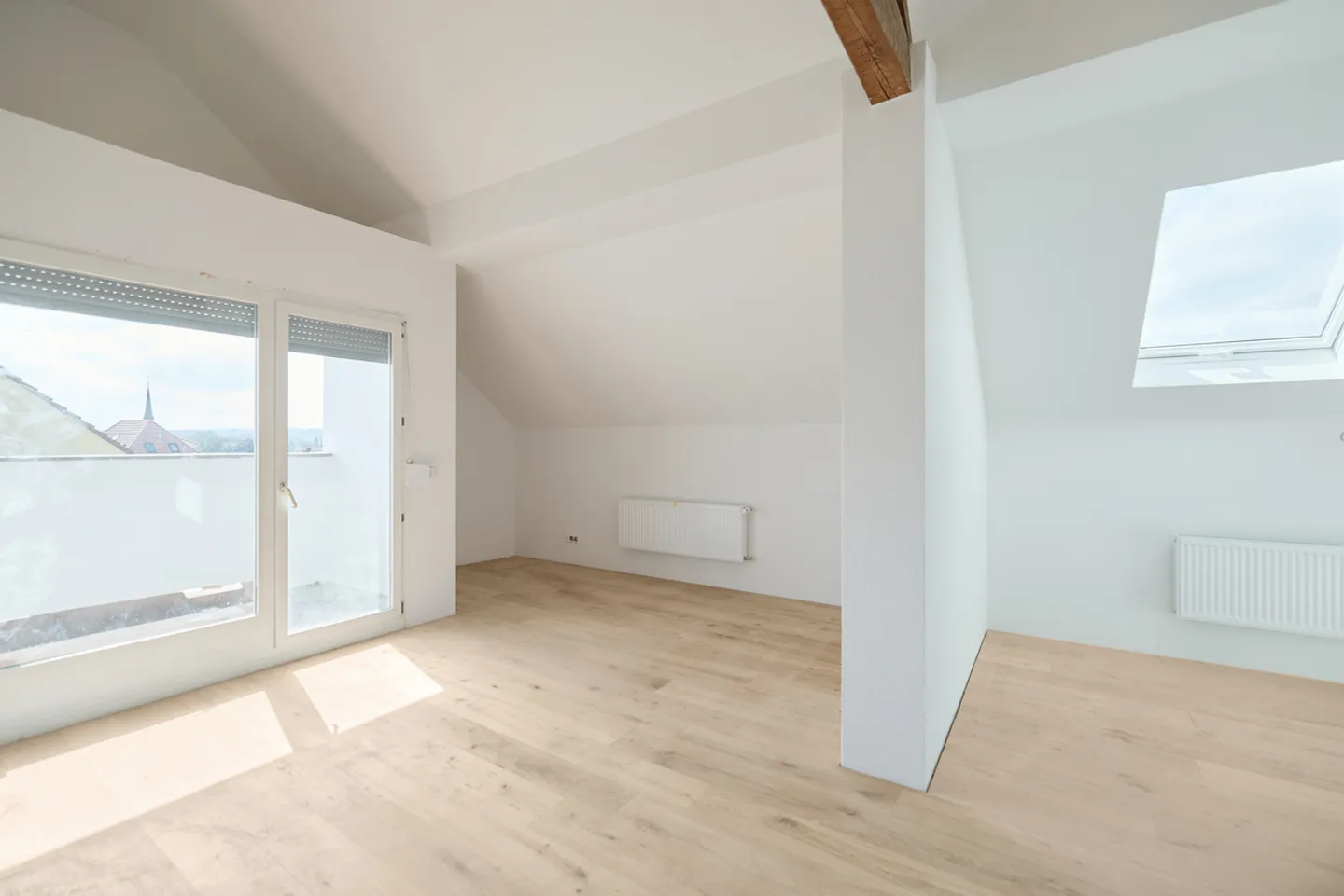 APPARTEMENT PENTHOUSE 2.5 CHAMBRES LUMINEUX ET MODERNE - Photo 5 sur 8