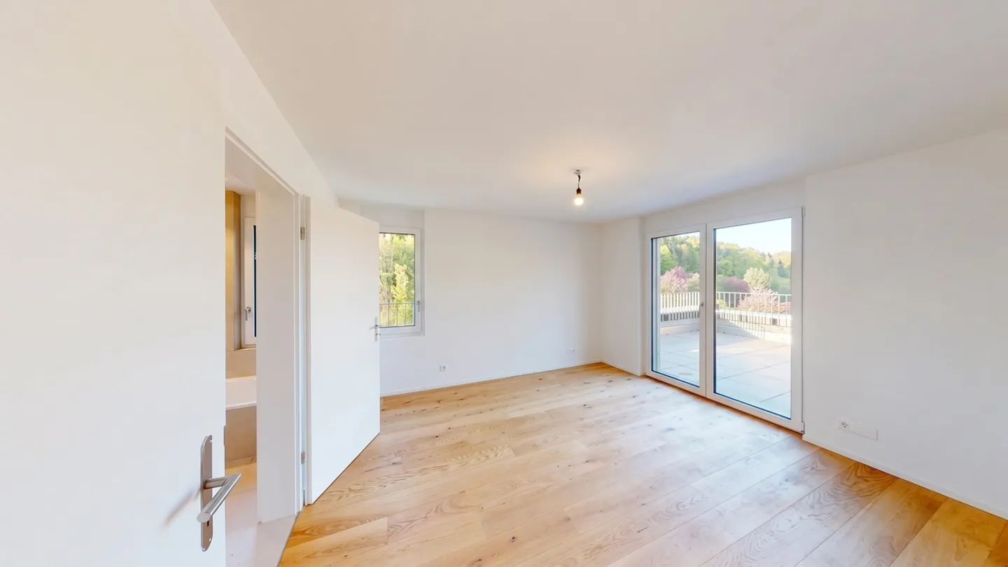 PENTHOUSE APARTMENT WITH HUGE TERRACE IN THÖRISHAUS - Photo 9 of 13