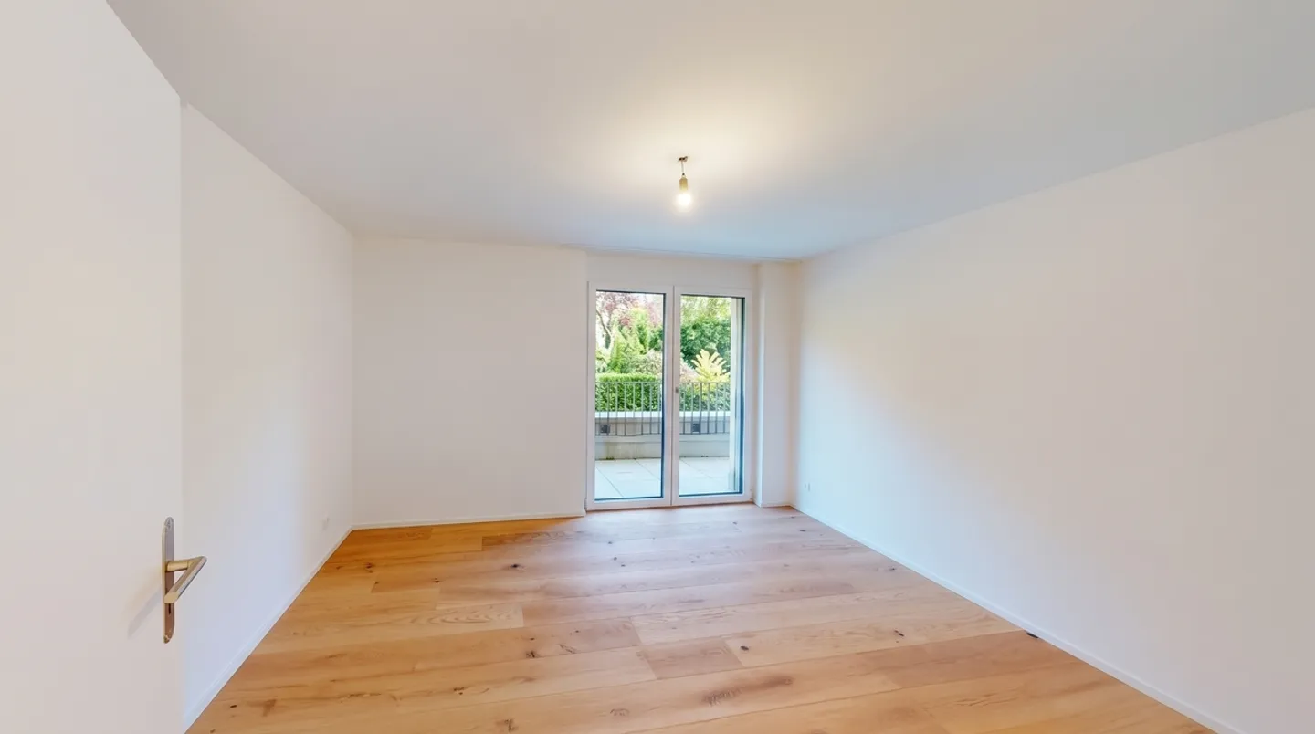 PENTHOUSE APARTMENT WITH HUGE TERRACE IN THÖRISHAUS - Photo 8 of 13