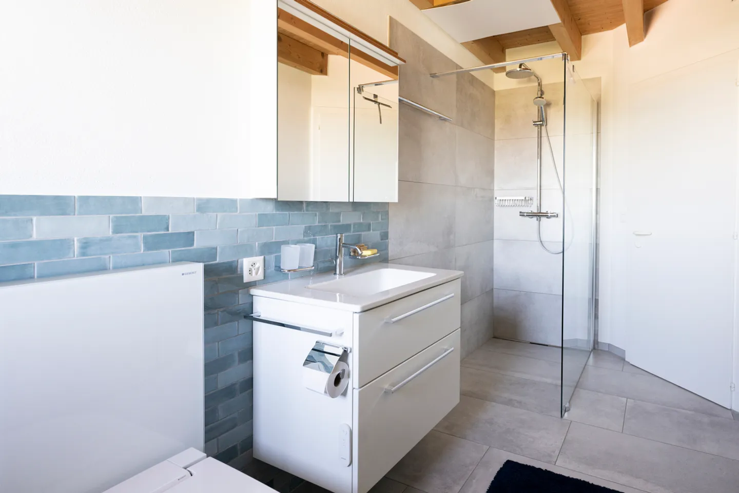 UN ESPACE POUR VIVRE ET UN FOYER POUR LA FAMILLE - Photo 9 sur 13
