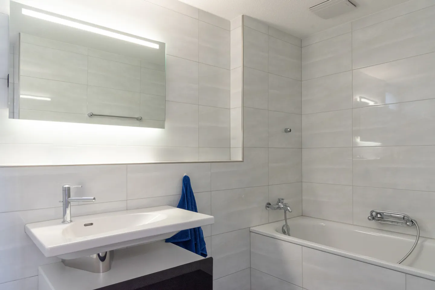 Elegant Living with Generous Space Feel - Photo 8 of 13