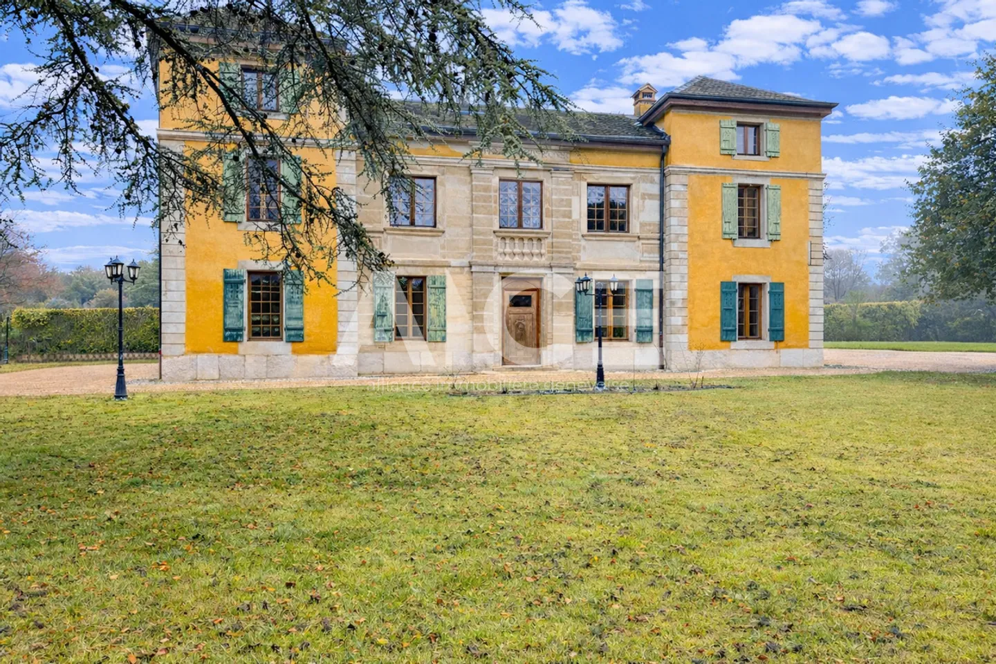 Magnifique propriété sur parcelle de 3'300m2 - Foto 4 von 11