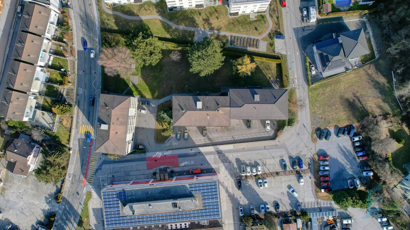 Exclusive 4 ½ room apartment of 122m² in a neighborhood south of Sierre - Photo 11 of 11