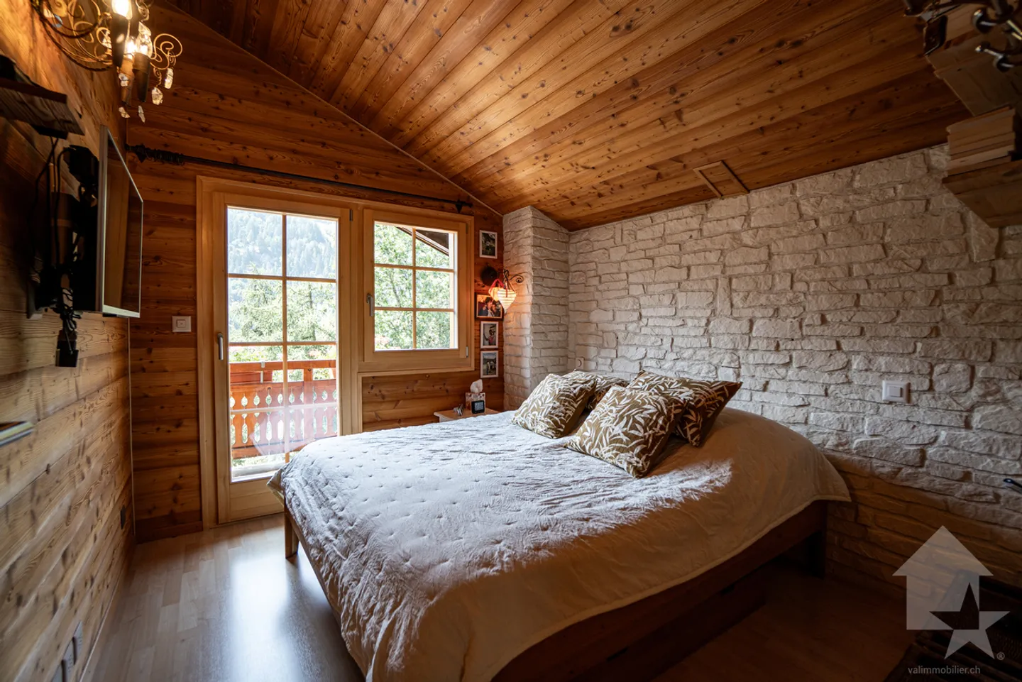 Chalet Charmant avec Jardin - Photo 6 sur 13