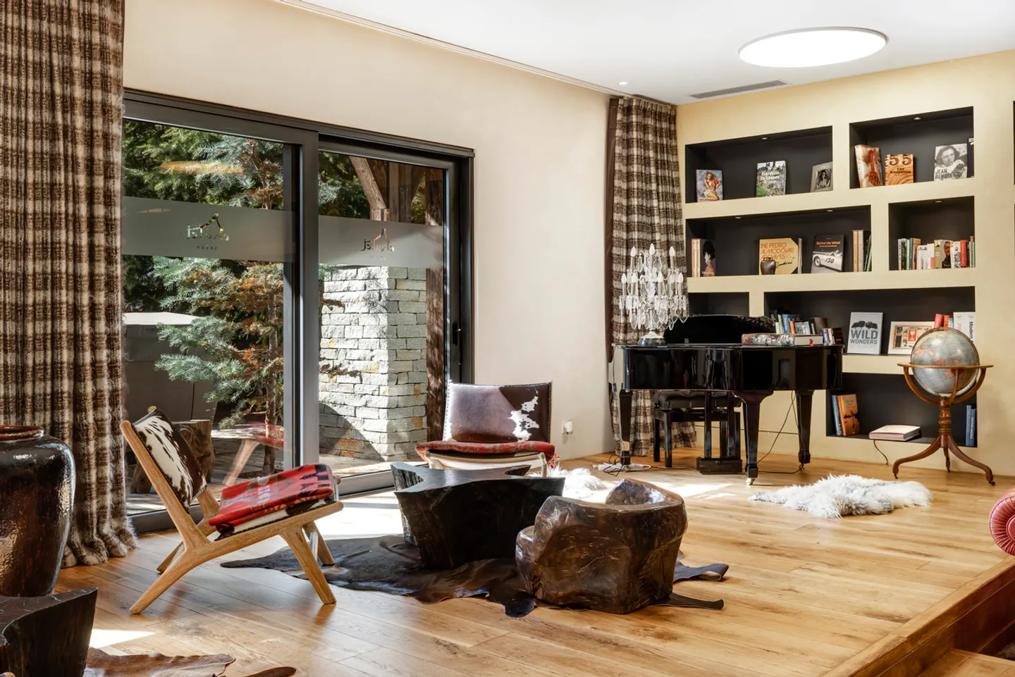 Grand chalet di prestigio sulle vette di Crans-Montana - Foto 1 di 13