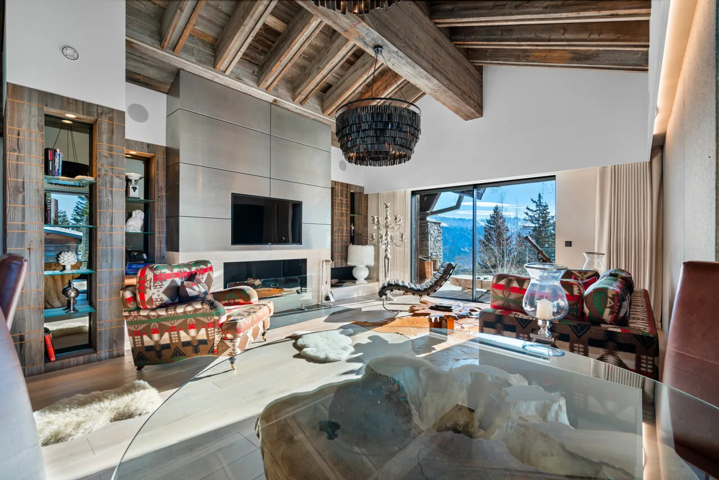 Grand chalet di prestigio sulle vette di Crans-Montana - Foto 5 di 13