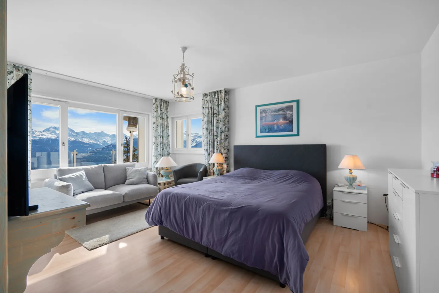 Villa sul tetto con piscina interna privata - Foto 3 di 9