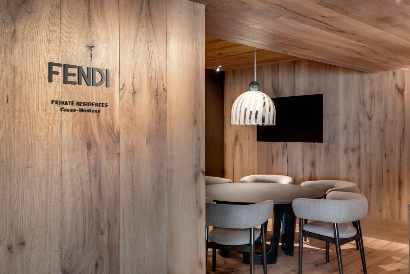 Appartamento FENDI Crans-Montana - design esclusivo e vista panoramica - Foto 1 di 12