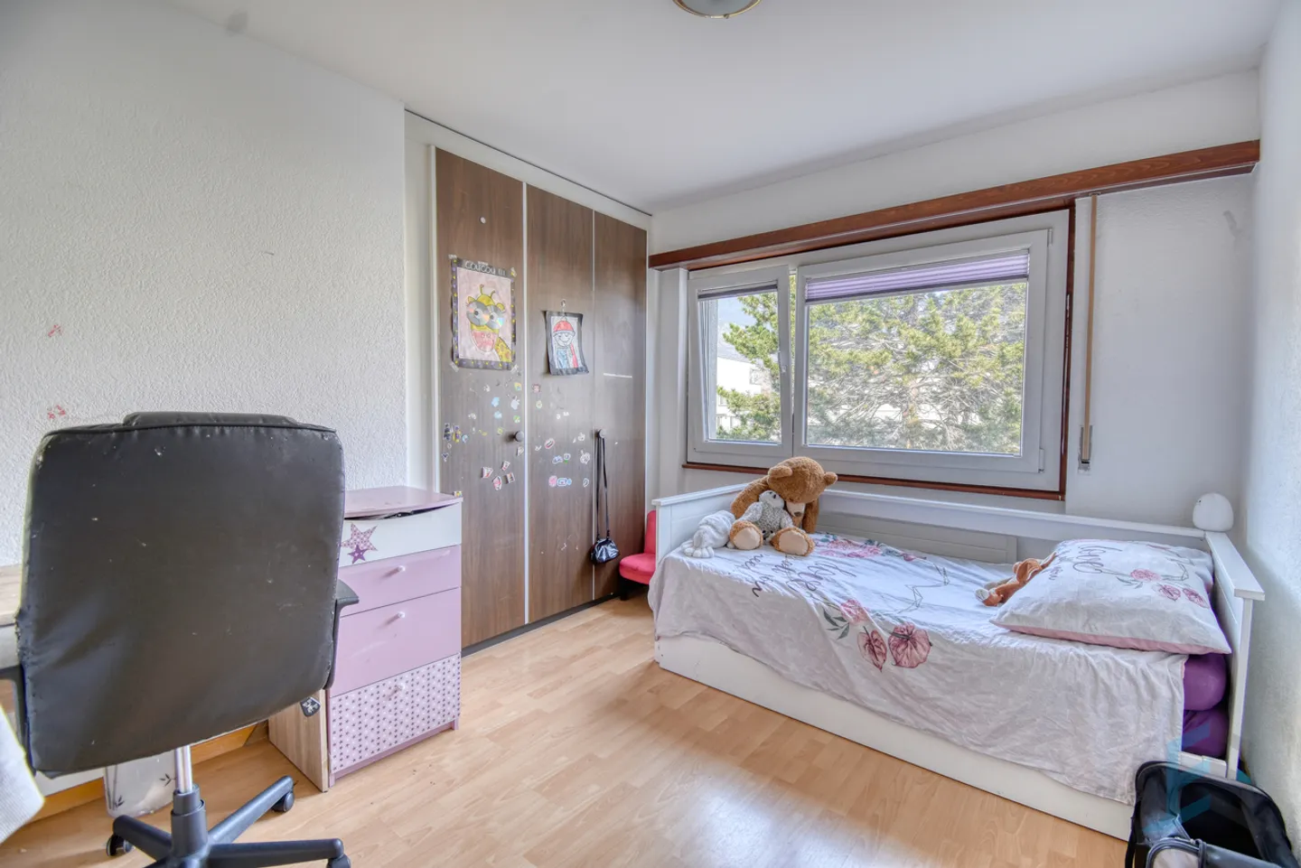 Exclusive 4 ½ room apartment of 122m² in a neighborhood south of Sierre - Photo 6 of 11