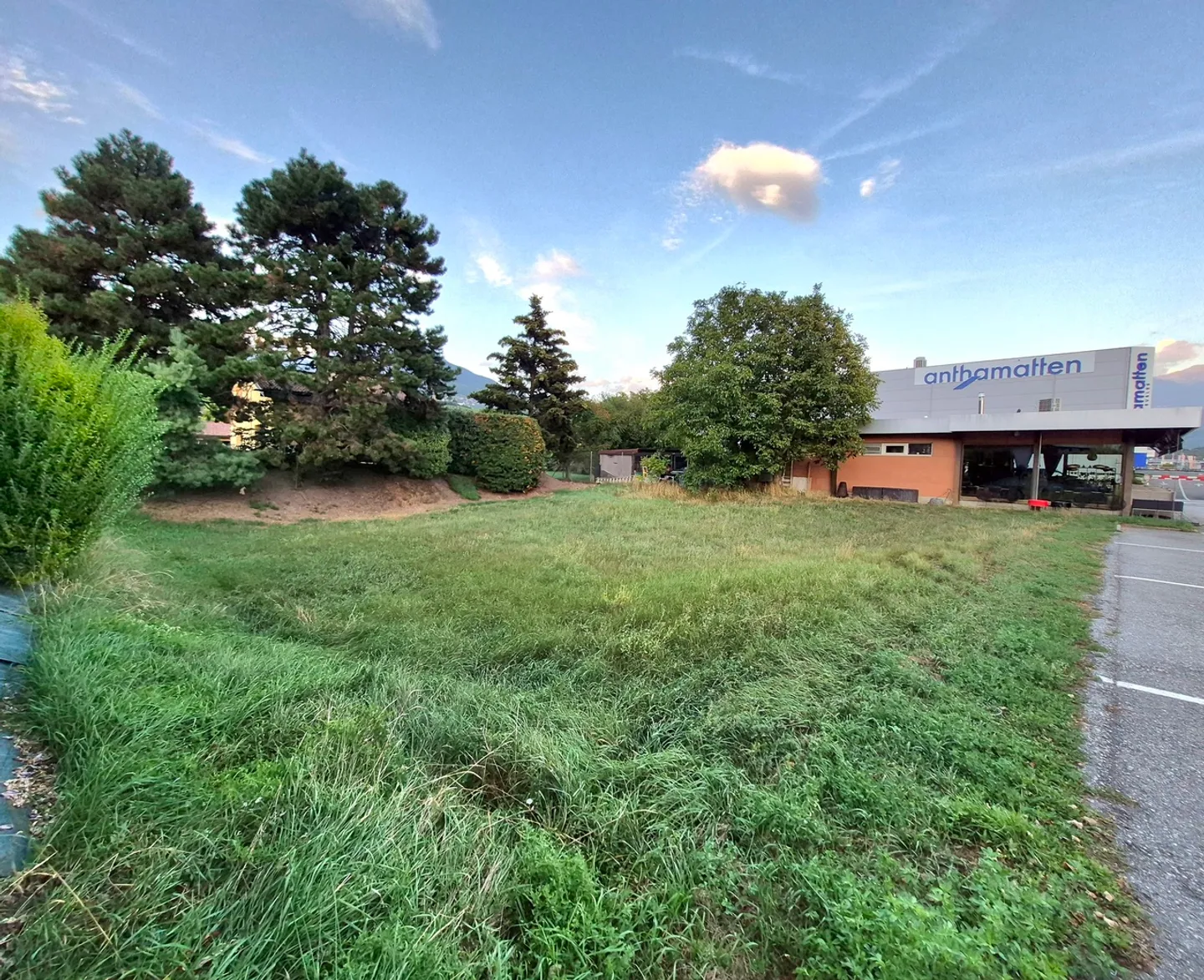 Terrain en zone mixte - Photo 1 sur 3