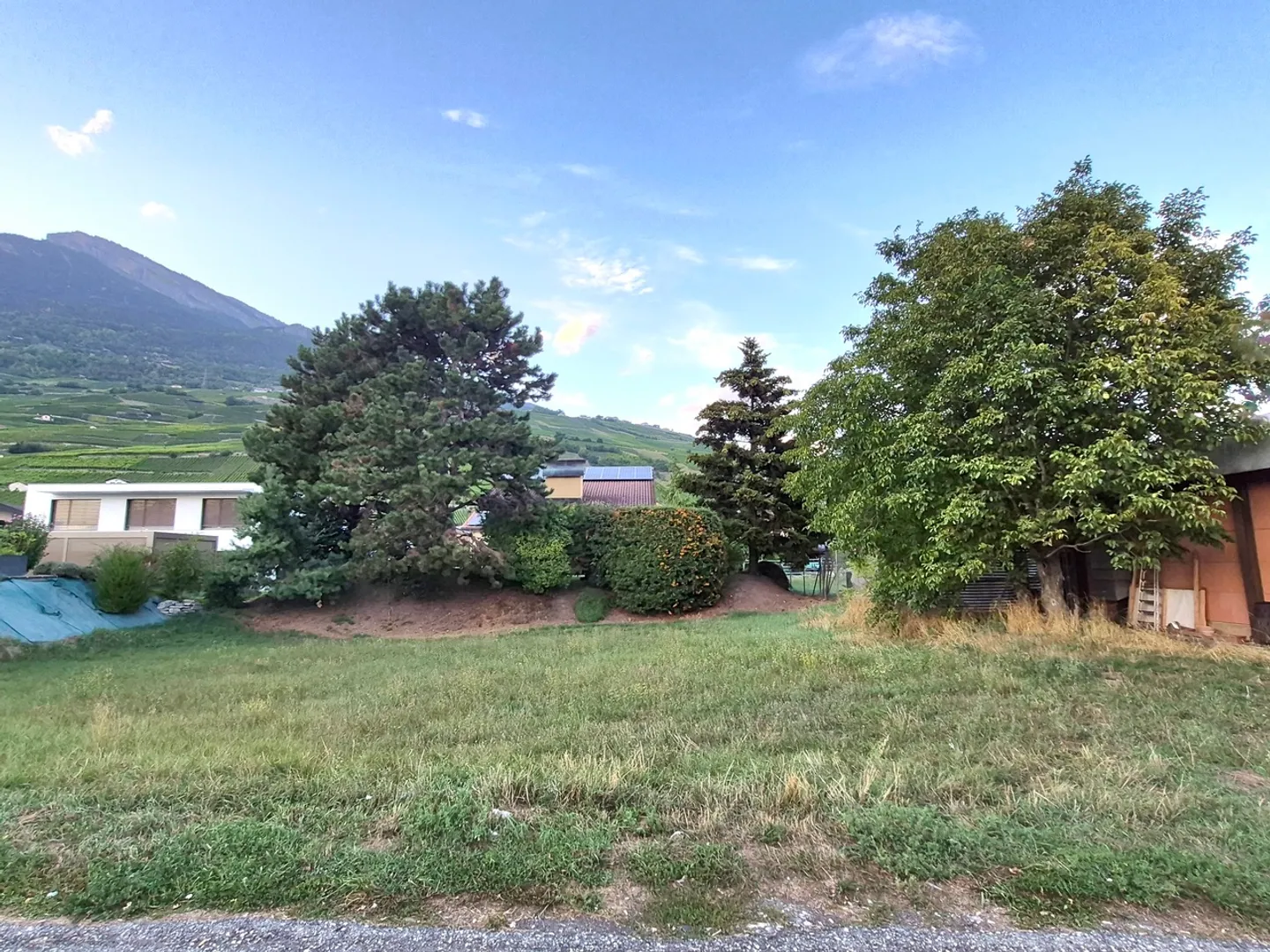 Terrain en zone mixte - Photo 3 sur 3