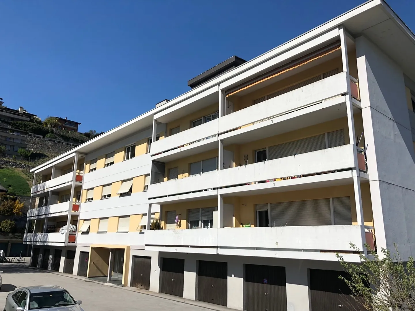 3.5 locali in un edificio residenziale situato all'ingresso di Sion - Foto 8 di 9
