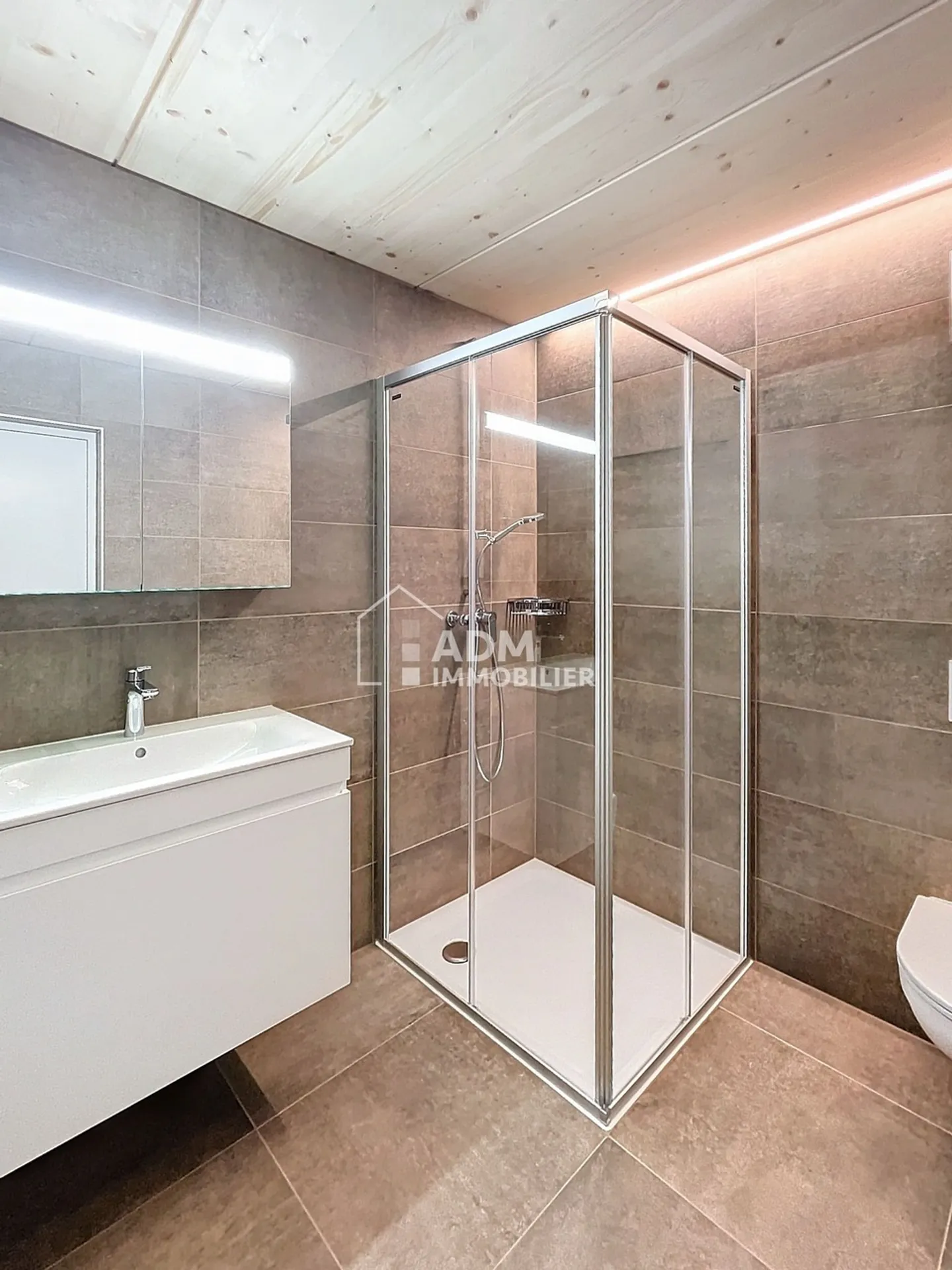 Saxon, 2.5 room apartment for rent in the "Colette" residence - Photo 6 of 9