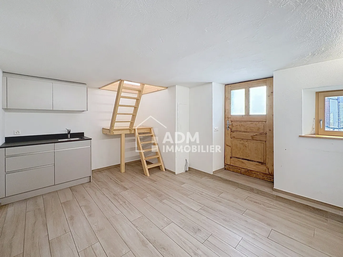 1.5-room apartment in St-Maurice - Photo 4 of 6